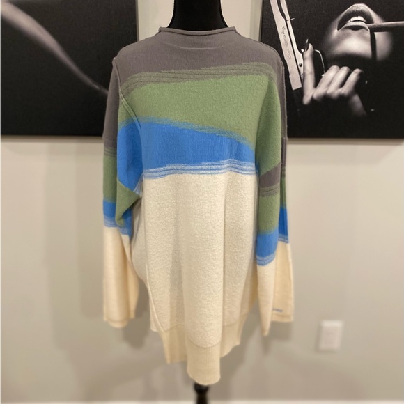 Nike Yoga Therma-FIT ADV Long Sleeve Tunic - Picture 8 of 16